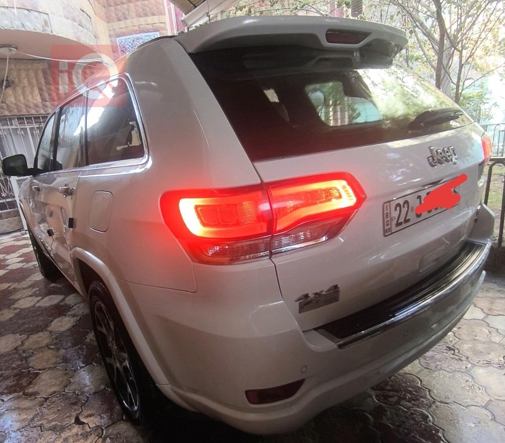 جيب جراند شيروكي